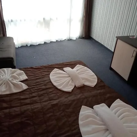 아파트 S B Sea View Rooms 포마리